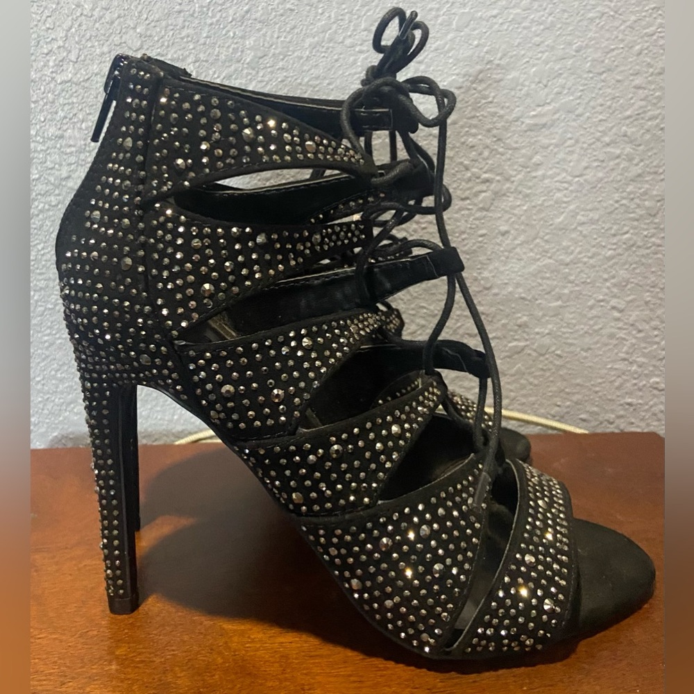 Madden Girl Gladiator black Rhinestone shoes size 7